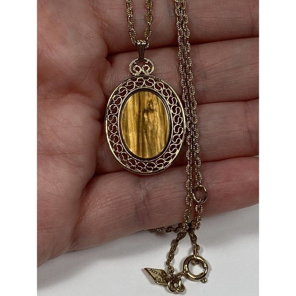 Sarah Coventry Necklace Gold Tone Faux Lucite Tiger Eye Pendant Vintage 70s - Picture 7 of 13